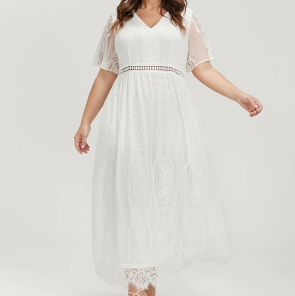 NEW GORGEOUS LACY WHITE DRESS - Picture 1 of 6